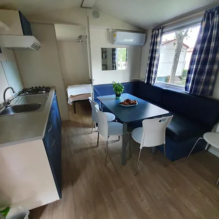 Naturexpert Mobilhazak-fkk Nudista * Балатонберень