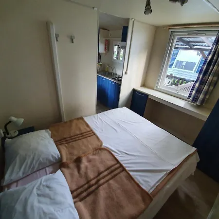 Кемпинг Naturexpert Mobilhazak-fkk Nudista Балатонберень