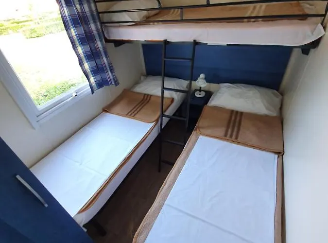 Campingplatz Naturexpert Mobilhazak-fkk Nudista *