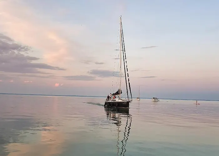 Naturexpert Mobilhazak-fkk Nudista Campingplatz Balatonberény