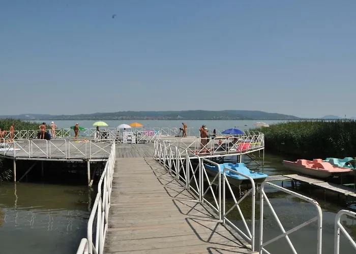 Naturexpert Mobilhazak-fkk Nudista * Balatonberény